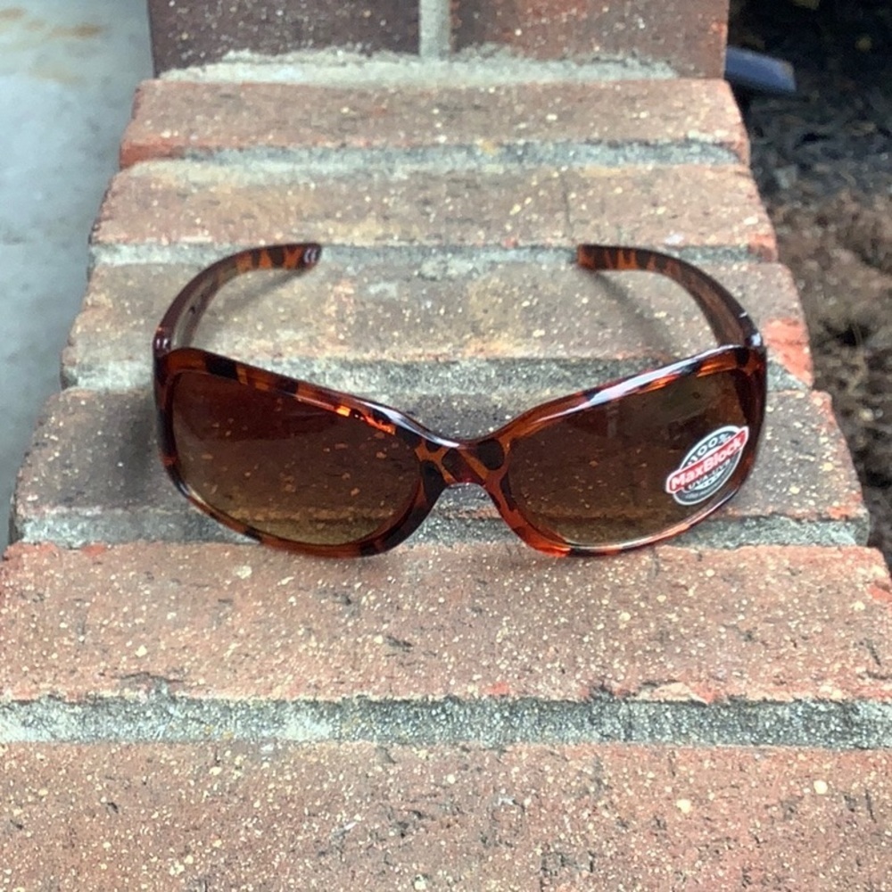 Forster Grant Sunglasses — NWT